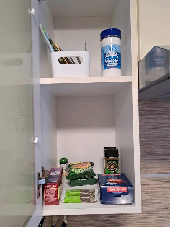 Просторная однушка с кроватью и смарт ТВ