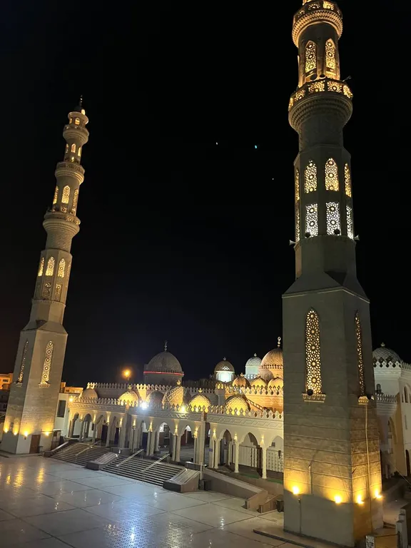 Квартира на Марине с видом на море и мечеть Эль-мина