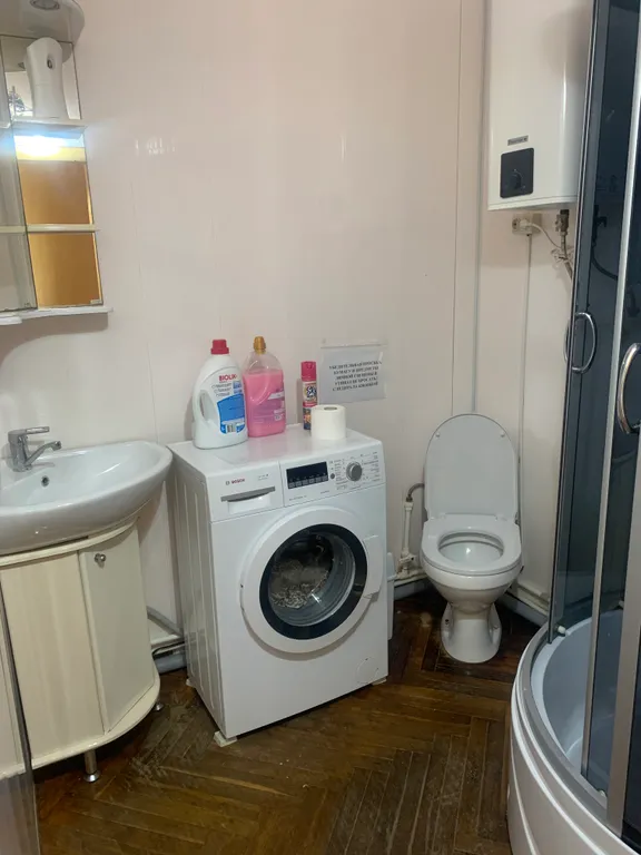 Уютная просторна часть дома на 2 этаже под ключ с бассейном и беседкой