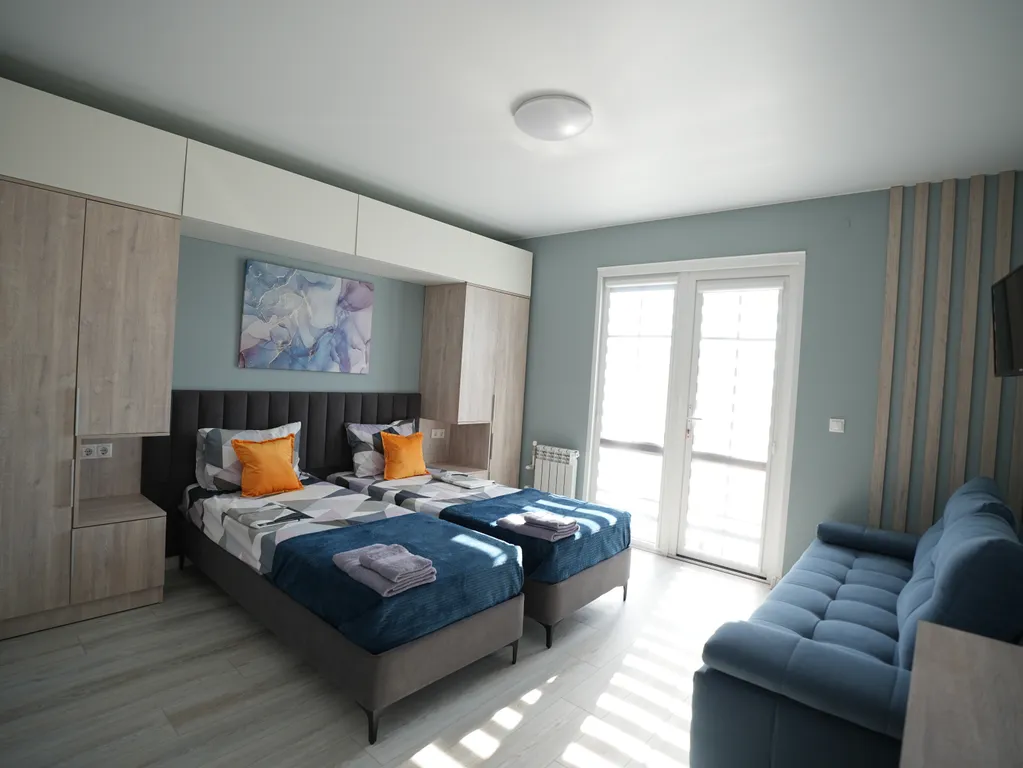 Квартира Квартира Уютная студия в центре — Сириус