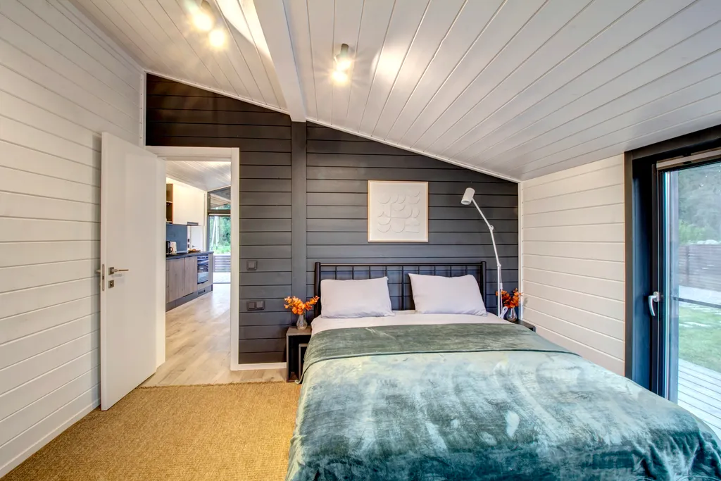 Уютный домик с видом на лес