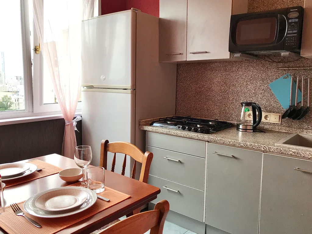 Квартира Квартира Уютная двушка с видом на Московские небоскрёбы — Москва