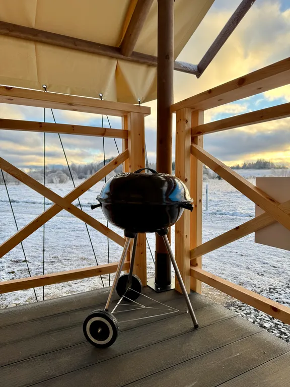 Домик-шатер