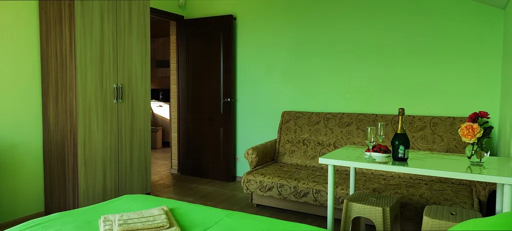 Апартаменты с балконами и панорамным видом на море и горы