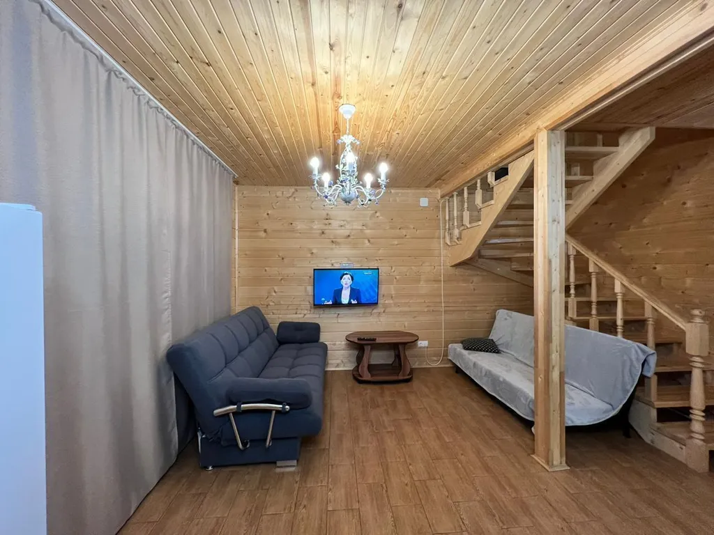 Дом рядом со спортивными базами