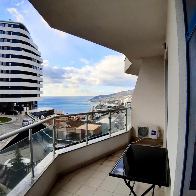 Апартамент с видом на море в ЖК Шато Лувр