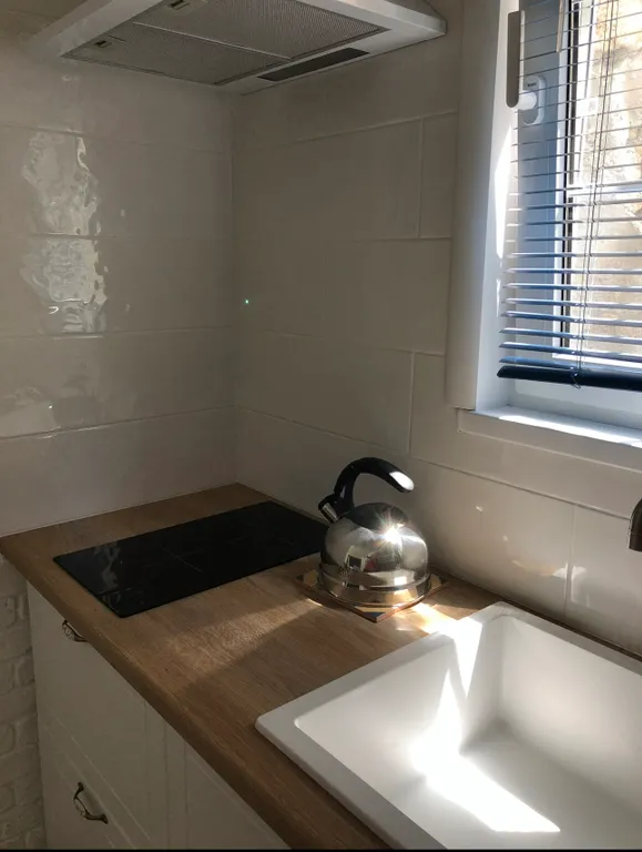 Дизайнерская студия Все удобства,кухня и терраса  Почтоваястрит