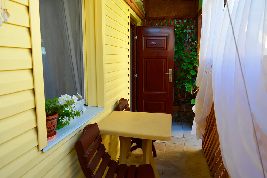 Милый, маленький домик на двоих