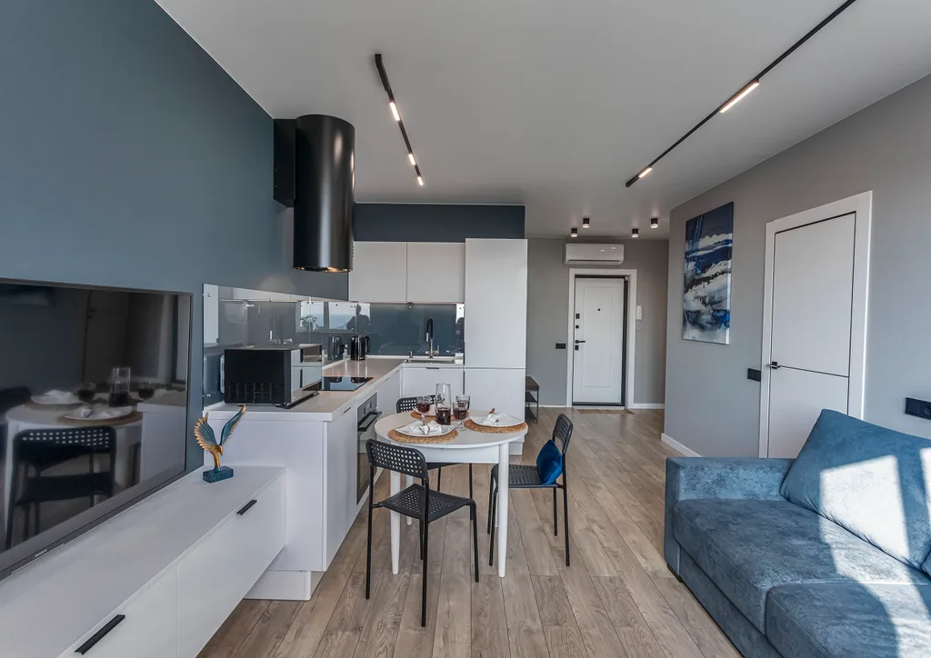 Квартира с видом на море на высоком этаже, рядом с островом Русским