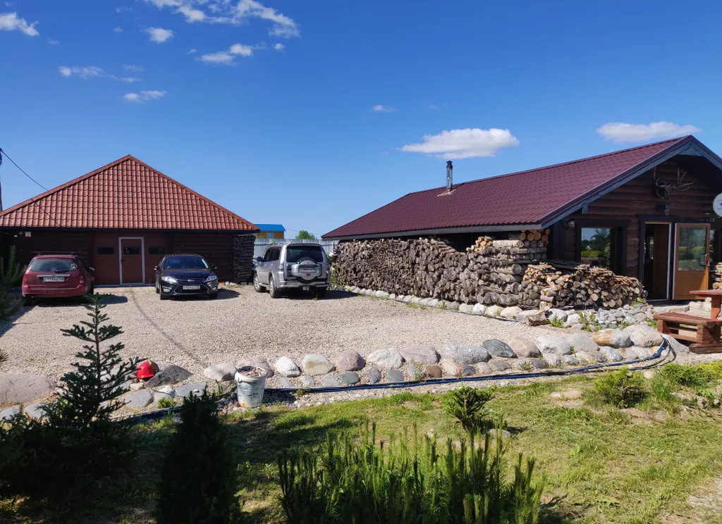 Коттедж Домик с баней на берегу реки Волхвов — Бор