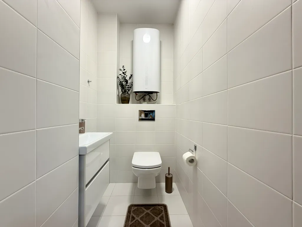 Двушка на 7 человек у нового ЛДС Сибирь-арена