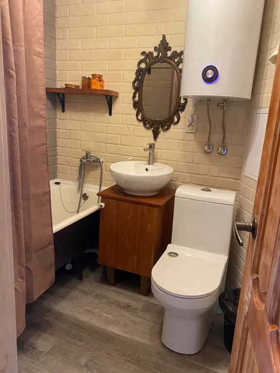 Уютная студия с дизайнерским ремонтом с видом на остров Петрова