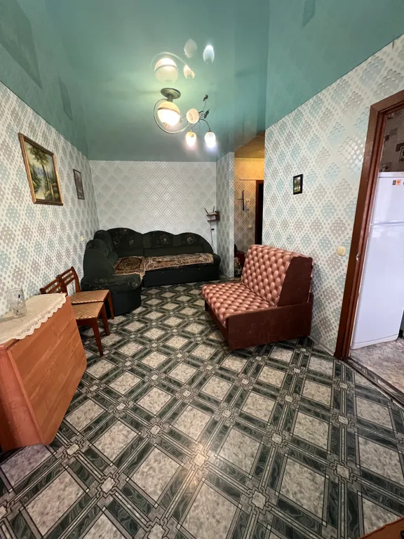 Двухкомнатная квартира в промышленном районе