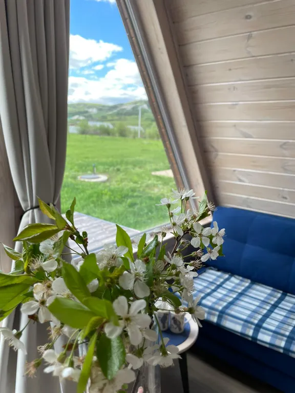 A-frame домик с видом на горнолыжку