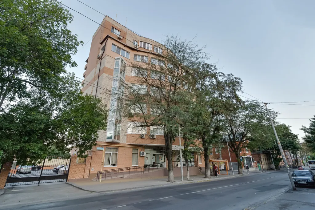 Просторная квартира в районе Шолохова, 10 минут от центра