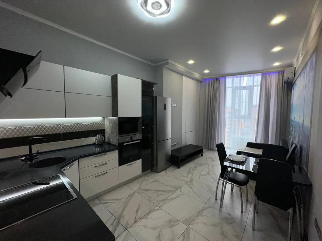 1-комнатная квартира с современным ремонтом