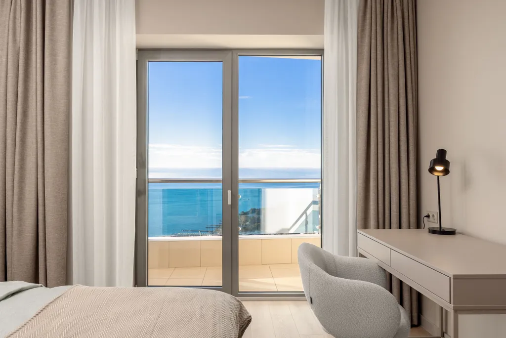 Элитная видовая квартира с прямым видом на море