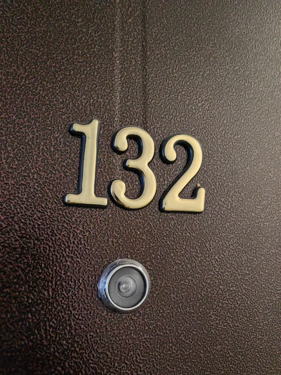 Уютная студия с видом на город