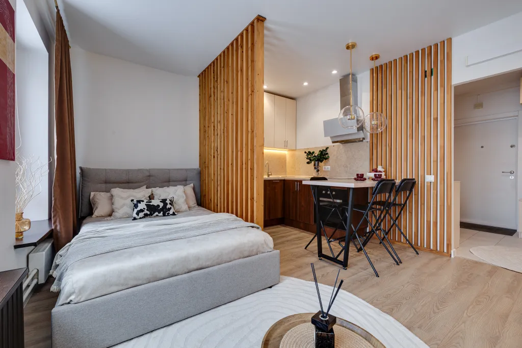 Большая уютная студия на 4х рядом с метро