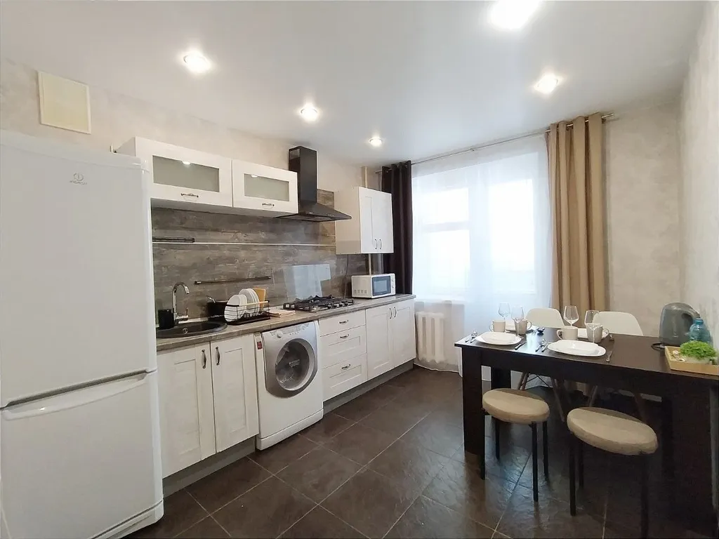 Квартира Просторная однокомнатная квартира с лоджией — Ярославль