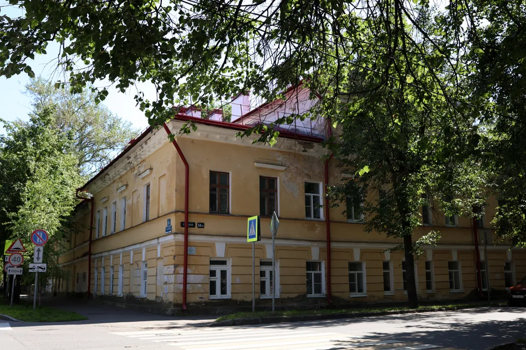 Квартира Двухкомнатная квартира рядом с улицей Ильина — Великий Новгород