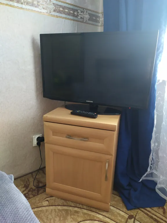 Светлая, уютная квартира с видом на аллею