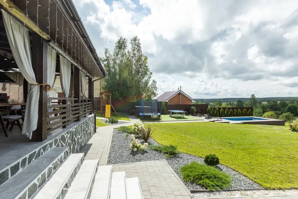 Коттедж с бассейном, баней и чаном