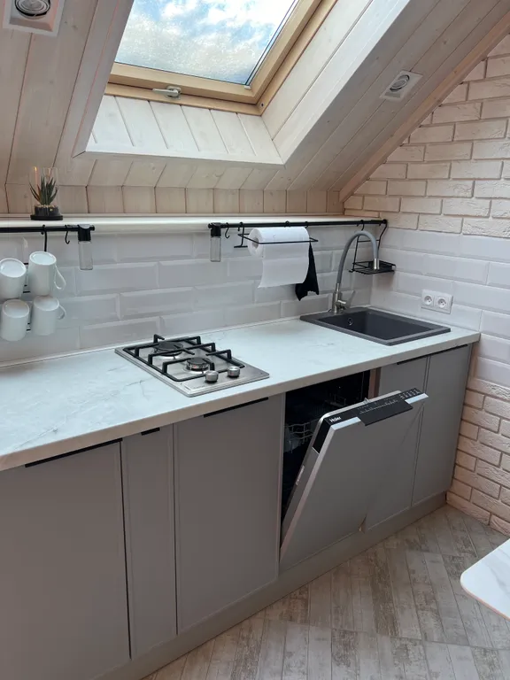 Часть дома на море с баней