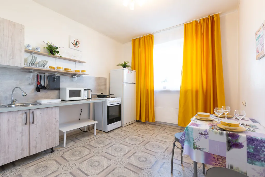 Квартира Светлая и уютная квартира — Лобня