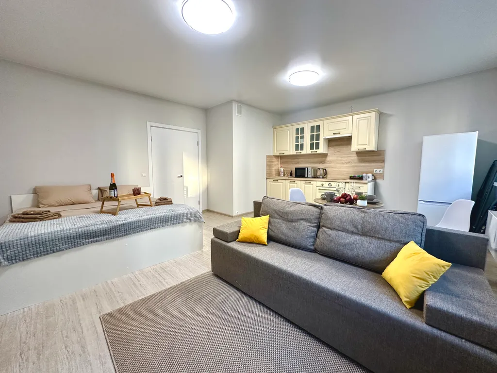 Студия с кроватью и дизайнерким ремонтом