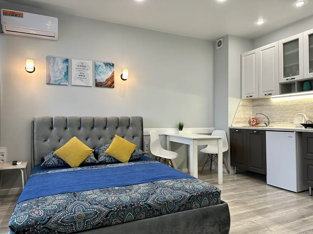 Студия 17 этаж с видом на город, не берем оплату за финальную уборку