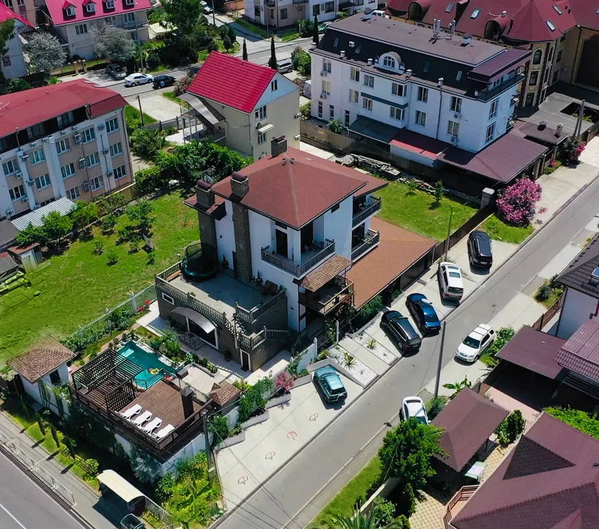 Квартира Квартира Студия с кухней и видом на бассейн — Сириус