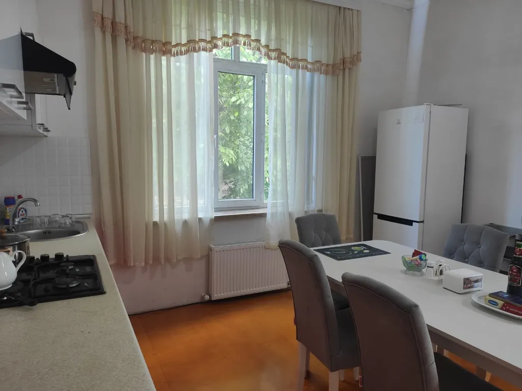 Guest house 119 с видом на горы, лес, двор