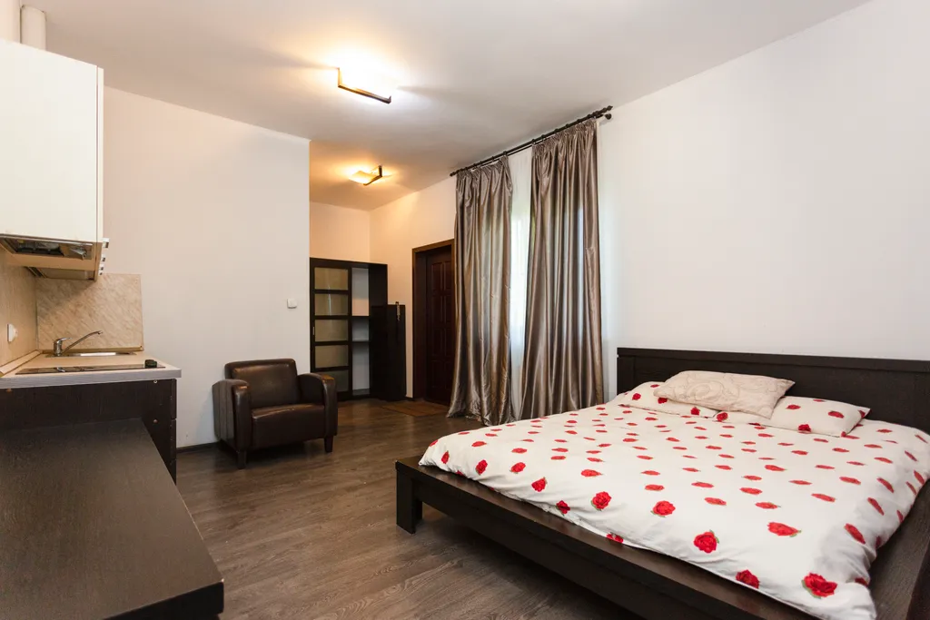 Дом с сауной и теннисными кортами