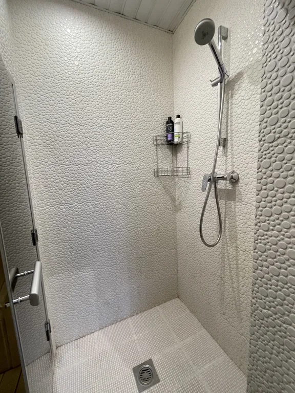 Коттедж Лучший дом на Дмитровском шоссе с джакузи, хамам и русским бильярдом — Лобня