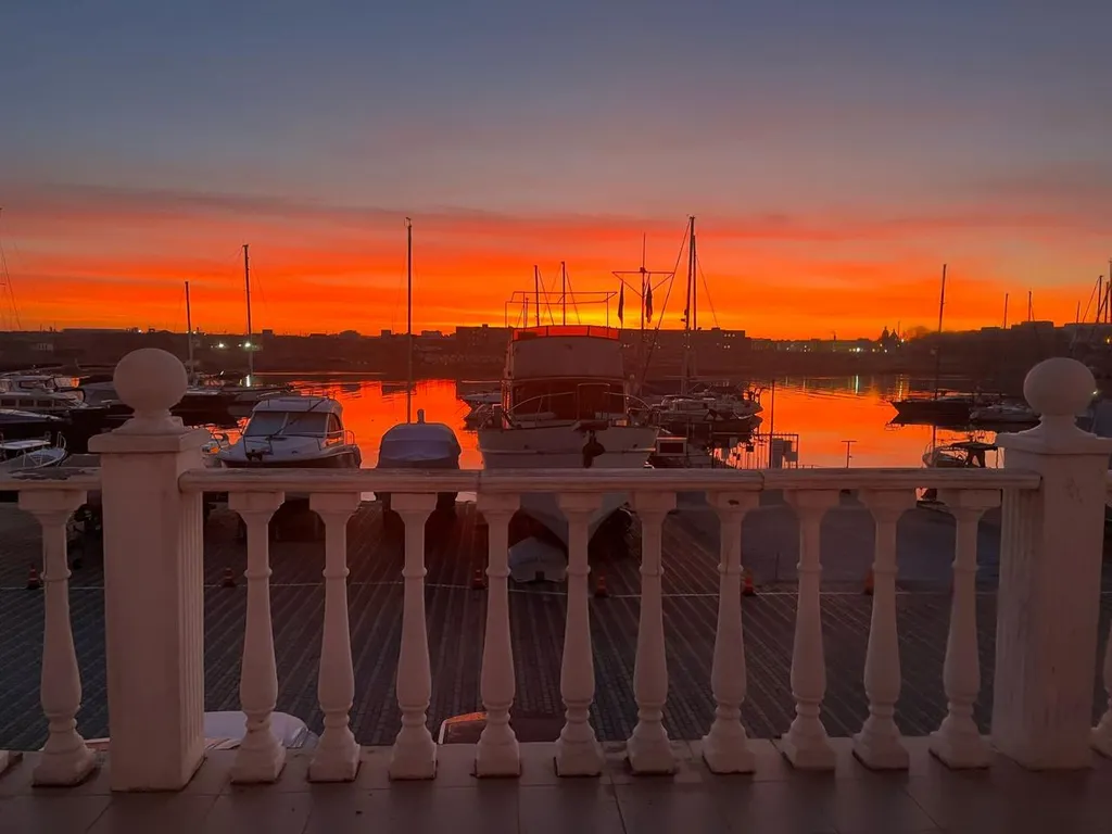 Студия на первой линии от моря