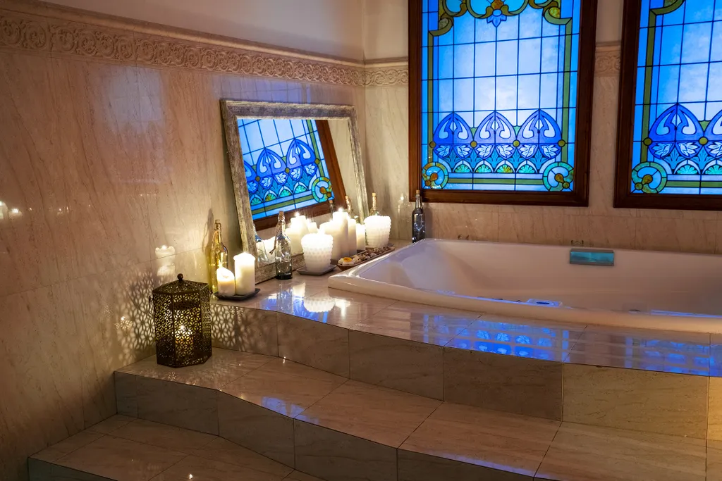 Премиальная двухуровневый номер со Спа зоной