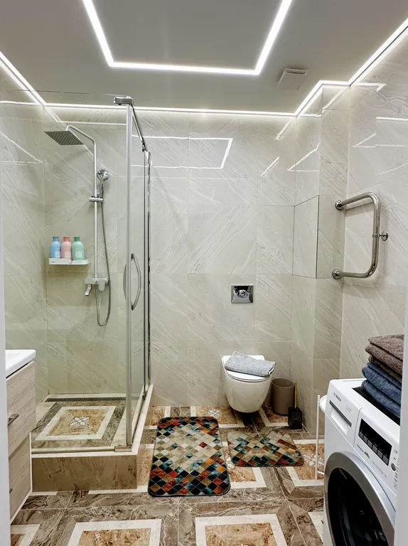 Студия в центре с видом на Золотой мост, город, море