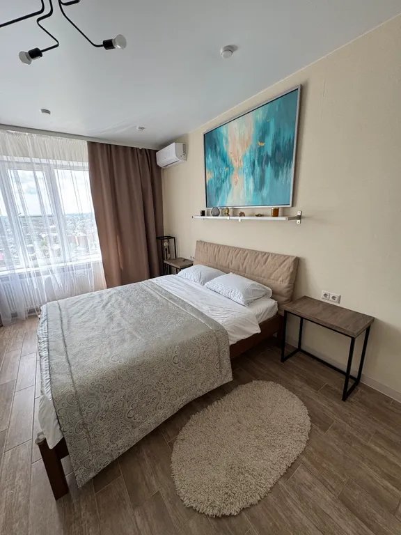 Просторная современная квартира в центре с шикарным видом на город