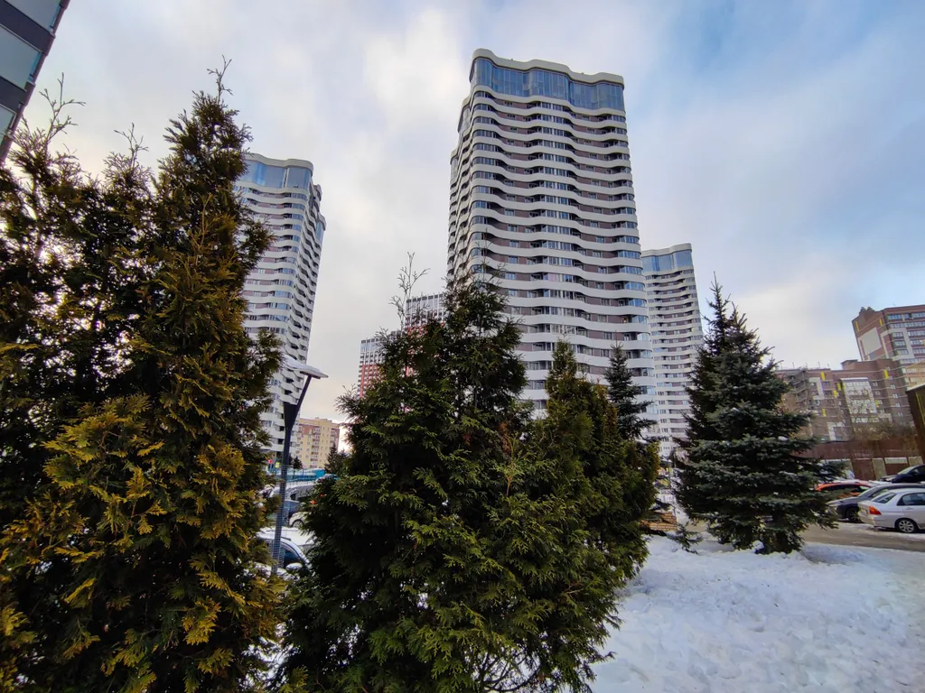 Большая двухкомнатная квартира в центре