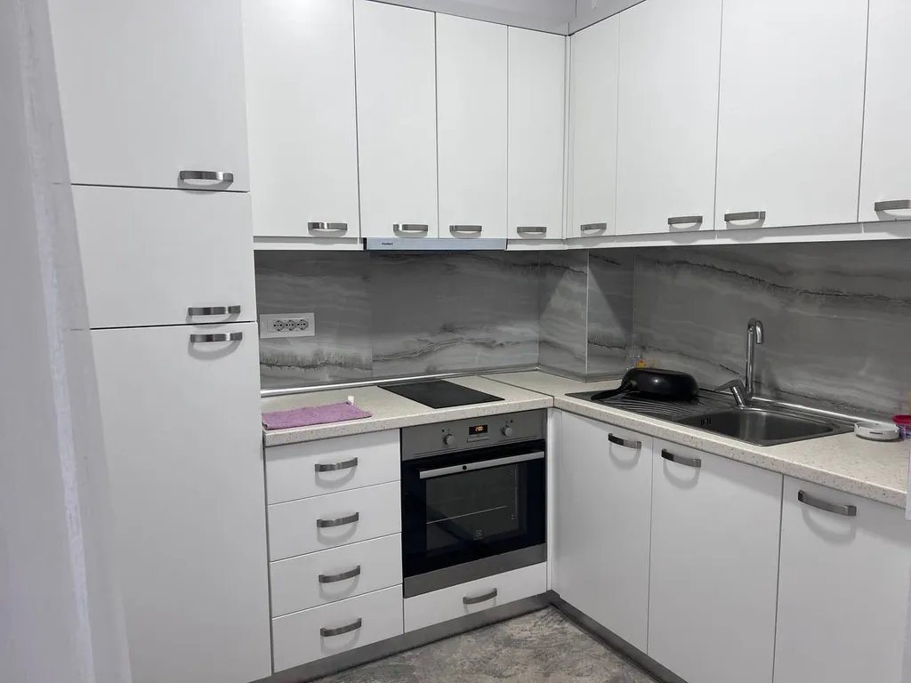 Апартаменты White (1+1)