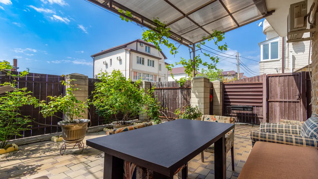 Дом в центре бухты Геленджика