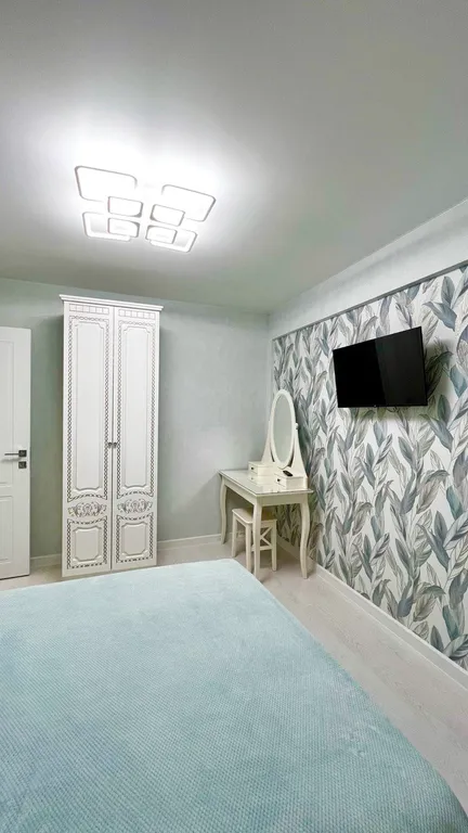 Уютная и светлая квартира с новым ремонтом в центре Адлера