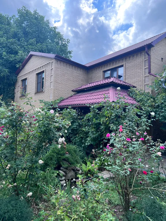 Коттедж Уютный домик с шикарными видами на природу — Кисловодск