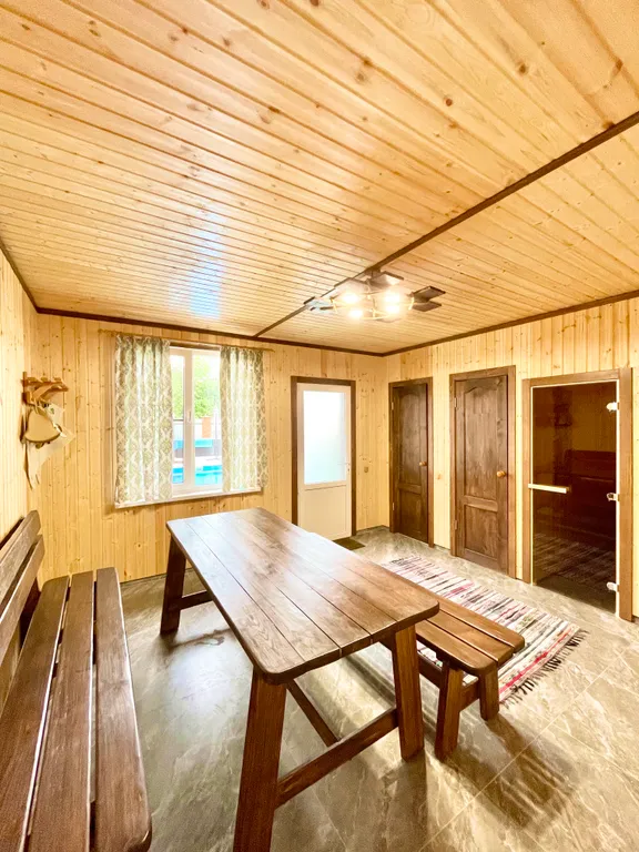 Коттедж с баней и теплым бассейном