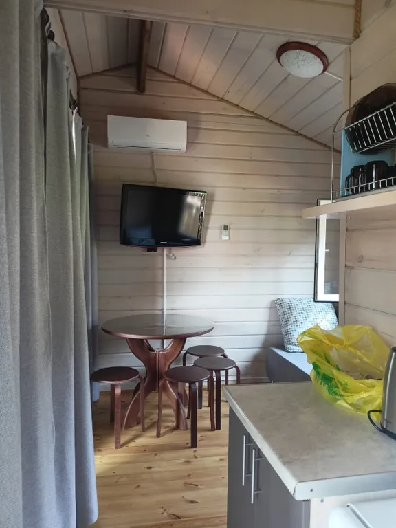 Двухкомнатный четырехместный гостевой дом с видом на горы №7