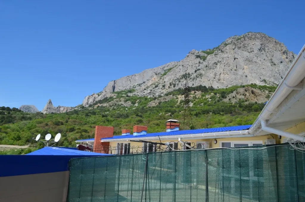 НОВАЯ КВАРТИРА С МАНСАРДОЙ ПАНОРМНЫЕ ВИДЫ НА МОРЕ,ГОРЫ,ФОРОССКИЙ ХРАМ!