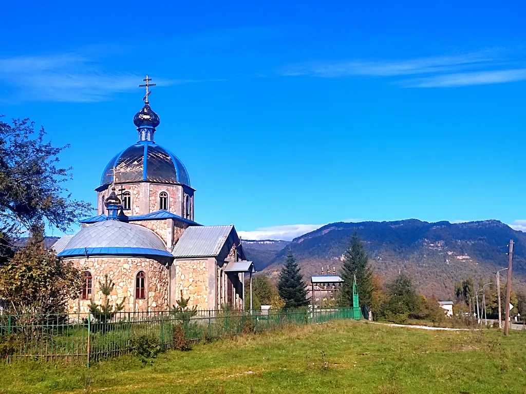 Эко-дом с видом на лес и горы