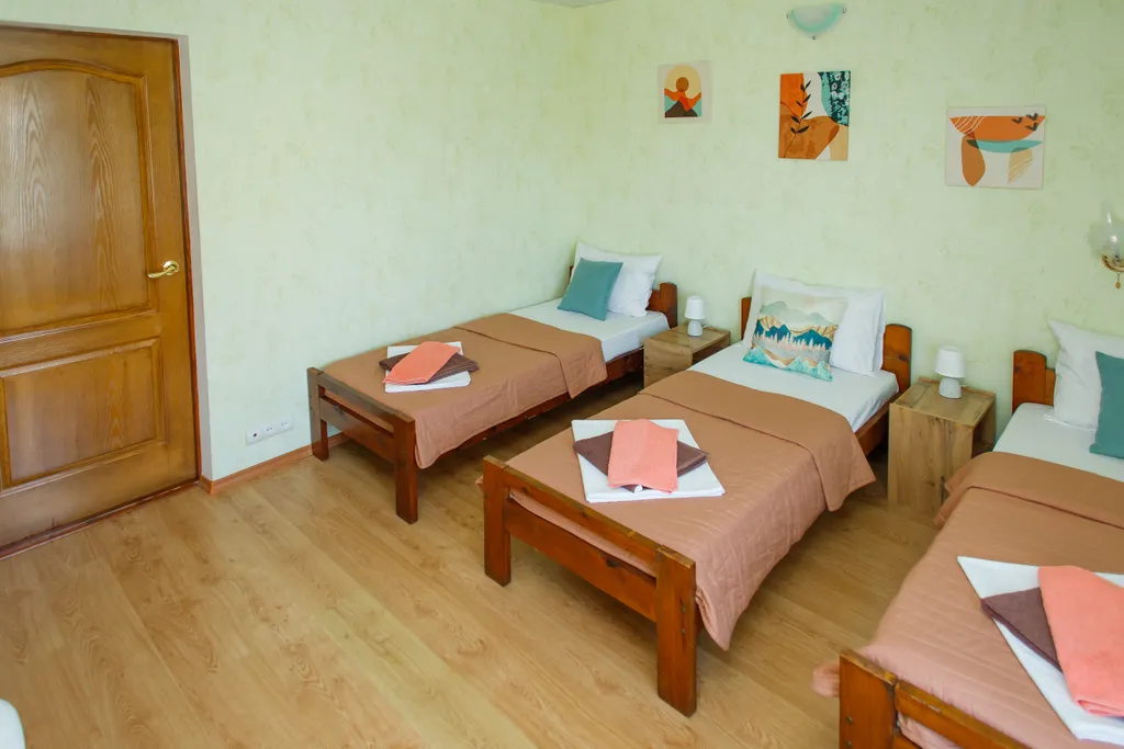 Комфортный минимум для троих