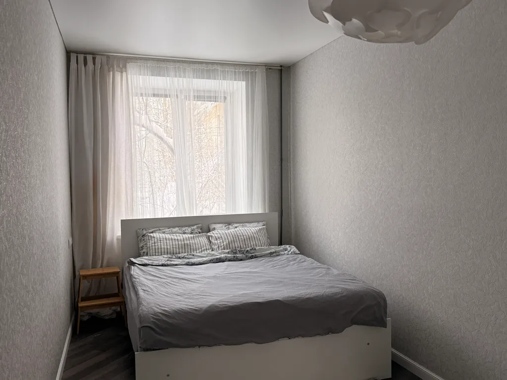 Уютная квартира-студия с отдельной спальней в самом центре города